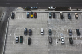 ¿Cómo encontrar multas de estacionamiento por número de placa?